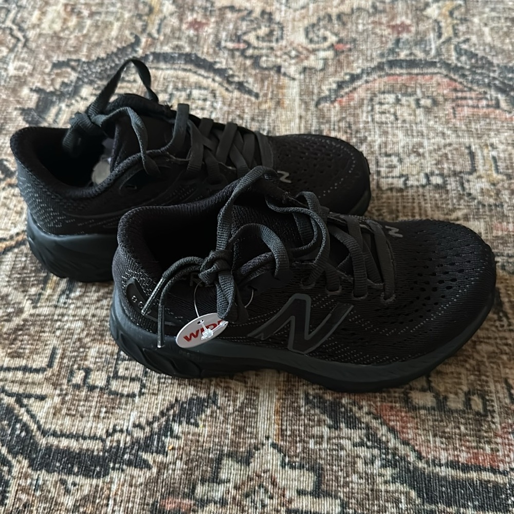 New Balance Fresh Foam X 860v13- Size 10.5